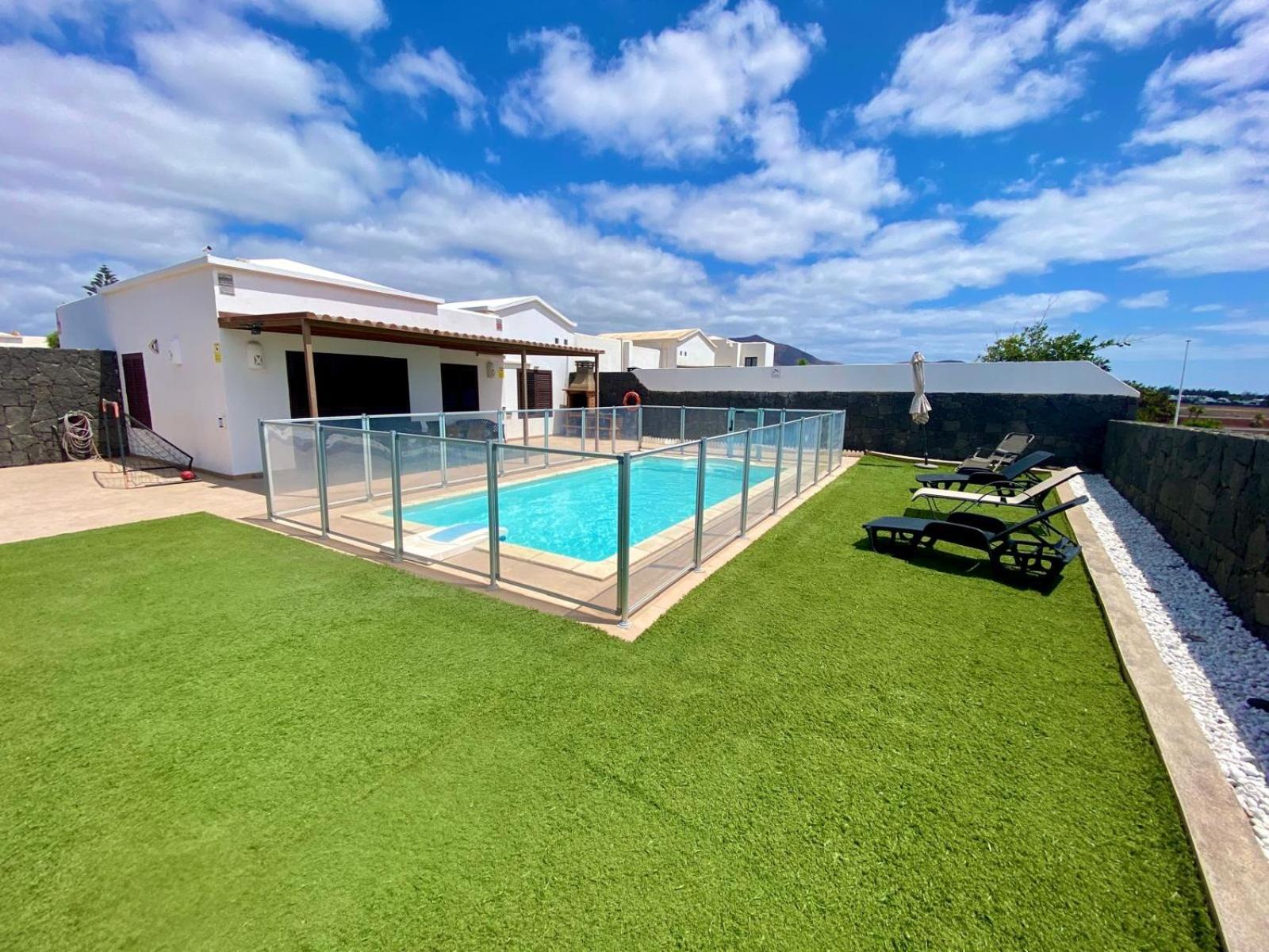 Villa Abuelo Paco - Private Heated Pool Playa Blanca  Buitenkant foto
